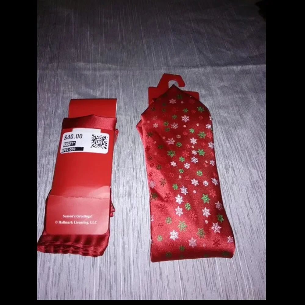Festive Red Holiday Christmas Snowflake Bow Tie Necktie matching set